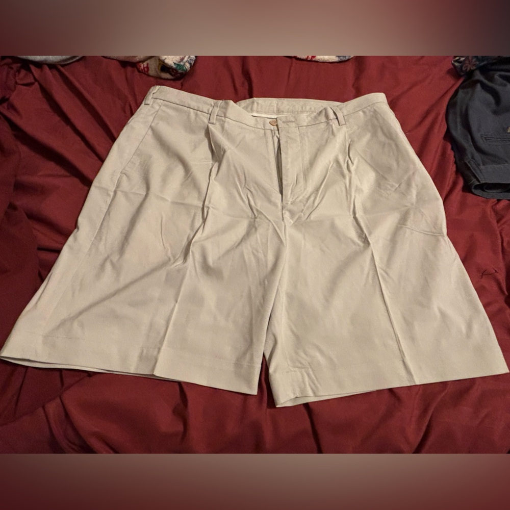 Nautica Cream Classic-Fit Shorts